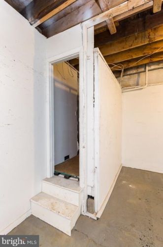 1138 19 St, Philadelphia PA  19146-2936 exterior