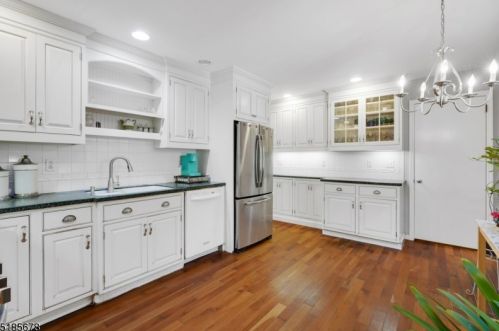 26 Misty Mountain Rd, Dover NJ  07869-4729 exterior