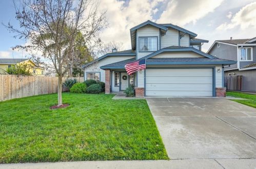 6816 Fall Breeze Ct, Elk Grove, CA 95758-5013