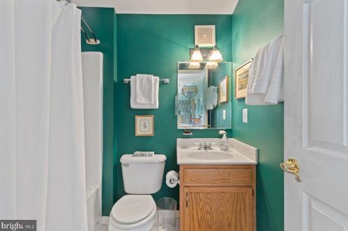 1625 Winters Ave, Shady Side MD 20764-9718 exterior