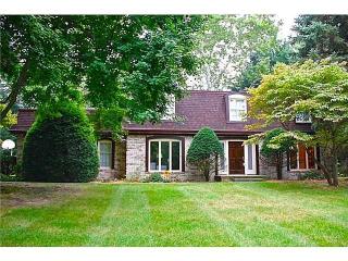 5329 Brooklawn Dr, Toledo, OH 43623-2708