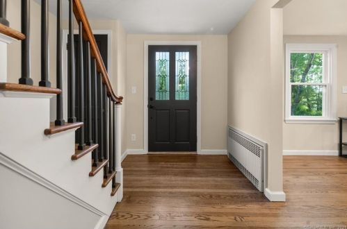 82 Orchard Hill Rd, Torrington CT  06791-1621 exterior