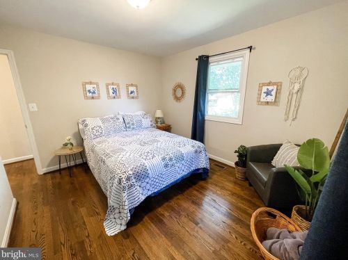 733 Stinchcomb Rd, Severna Park MD  21146-4223 exterior