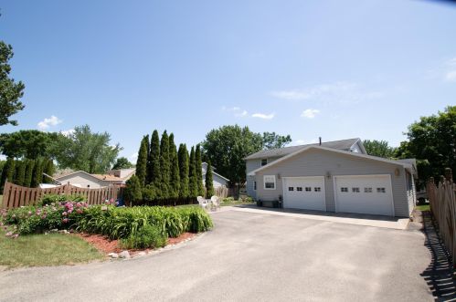 403 Adams St, Arlington MN  55307-2101 exterior