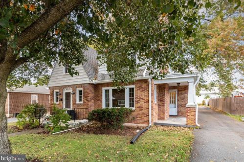 29 I St, Carlisle PA  17013-1420 exterior