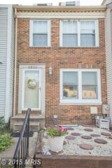 6866 Ducketts Ln, Baltimore, MD 21075-6156