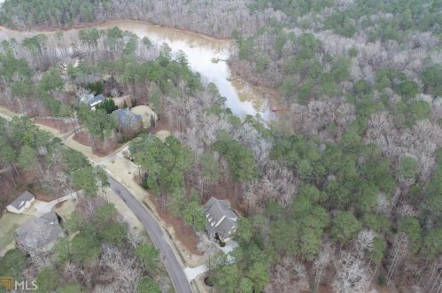 126 Morgan Dr, Lagrange, GA 30240-6361
