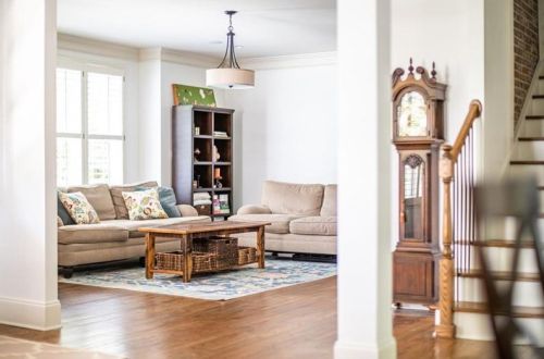 4437 Carmain Dr, Atlanta GA  30342-3503 exterior