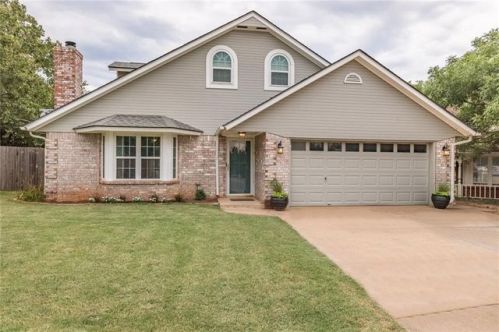 1105 176th St, Edmond, OK 73012-6911