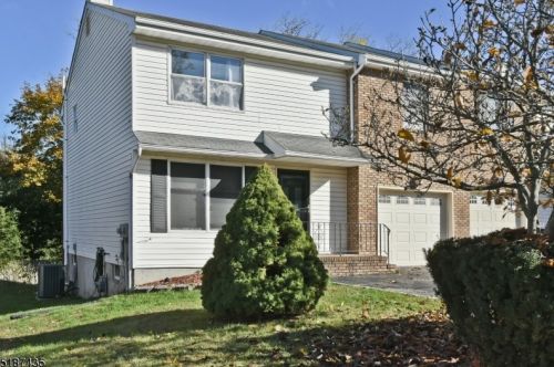 44 Oxford Rd, Wharton, NJ 07885-1622