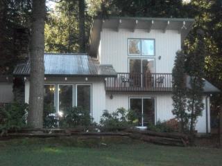 68549 Birdie Ln, Welches, OR 97067-0238