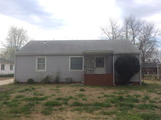 430 Fieldcrest Dr, Pittsburg, KS 66762-6341