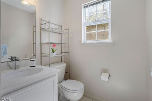23 Grant Way, Princeton NJ  08540-1667 exterior