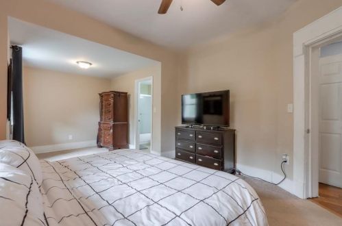 1085 Metropolitan Pkwy, Atlanta GA  30310-3437 exterior