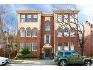 4 Colonial Ave, Richmond, VA 23221-3034