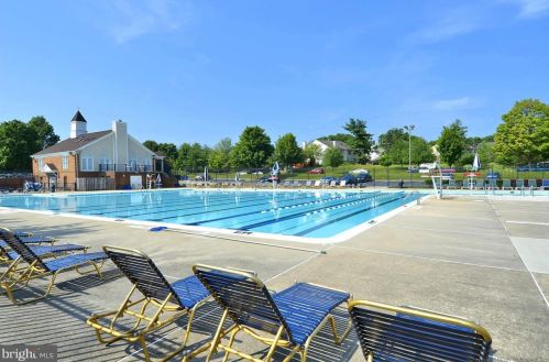 5 London Brg Ct, Silver Spring MD 20906-5713 exterior