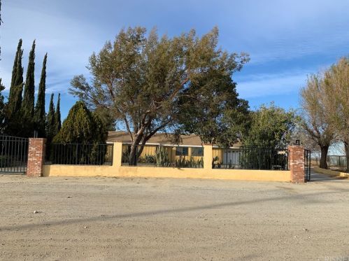 16507 Avenue, Crystalaire, CA