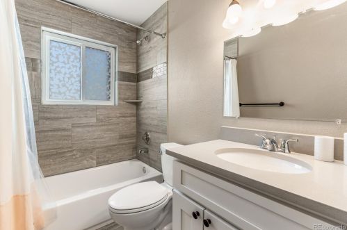 4822 Nucla Way, Denver CO 80011-4557 exterior