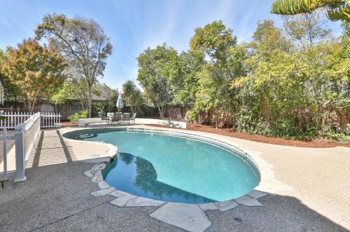 1731 Larkellen Ln, Los Altos CA exterior