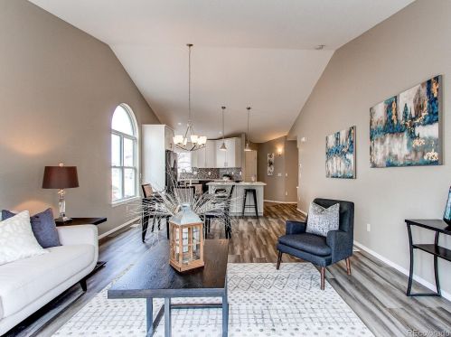 506 High Point Dr, Lakewood CO  80403 exterior