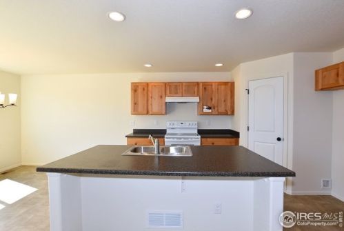 2627 Emerald St, Loveland CO 80537-2011 exterior