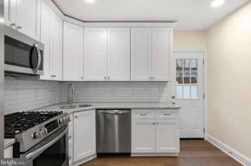 1408 16th St, Philadelphia PA  19146-4710 exterior