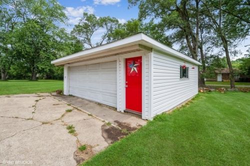 5520 177th St, Tinley Park, IL 60477-3074