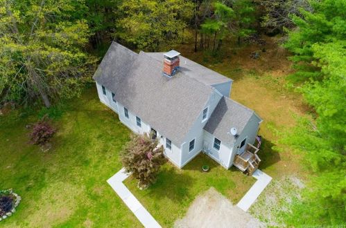 54 State Ave, Killingly, CT 06241-2223