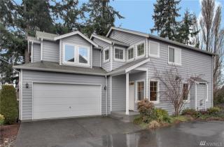 2002 18th Pl, Seattle, WA 98056-2600