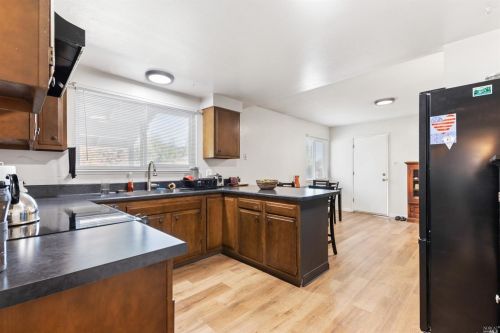 3068 Westerly Pl, Ukiah CA 95482-3515 exterior