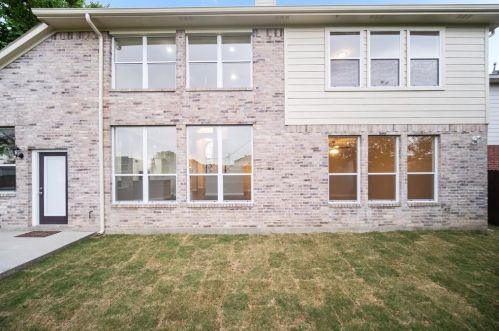 5600 Meadows Way, Fort Worth TX  76180-6315 exterior