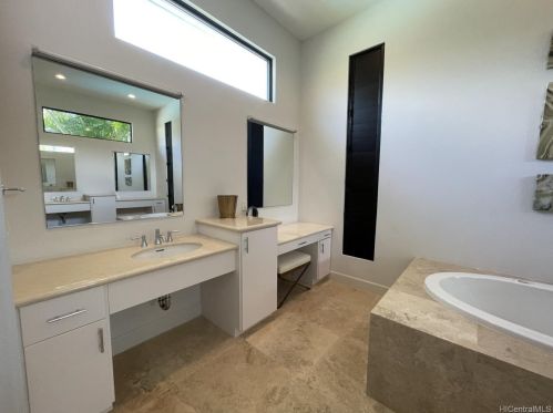 525 Ahakea St, Honolulu HI 96816-4702 exterior