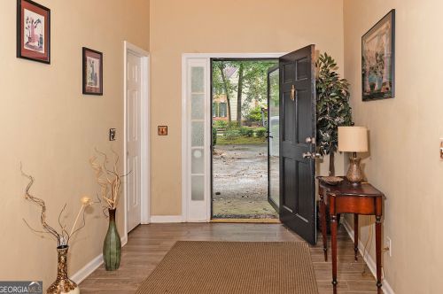 536 Mosswood Shls, Stone Mountain, GA 30087-5318