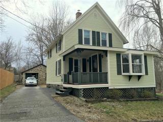 11 Charles St, Chestnut Hill, CT 06226-3203
