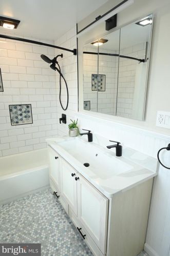 119 Ardmore Ave, Haddonfield NJ 08033-1427 exterior