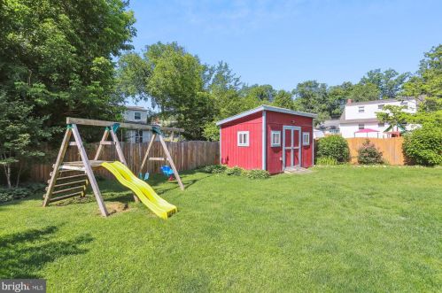 903 Kerwin Rd, Silver Spring MD 20901-1752 exterior