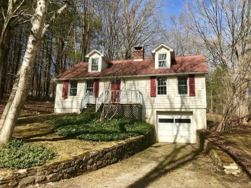 8 Sharon Goshen Tpke, Cornwall, CT 06796-1604