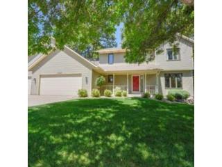 2203 Storland Rd, Saint Paul, MN 55122-2373