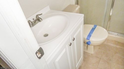 30 Kim Ln, Hackettstown NJ  07840-5624 exterior