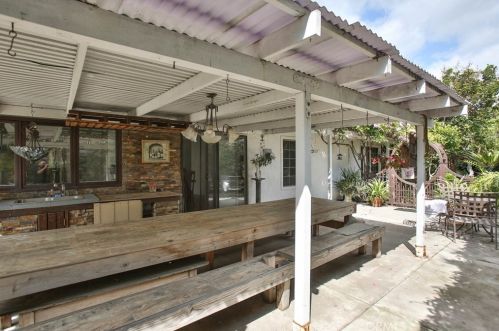 2310 San Lorenzo Ave, Santa Ana CA 92704-6039 exterior