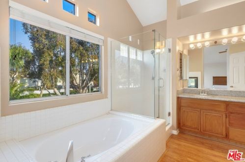 4971 Corso Cir, Cypress CA 90630-3564 exterior