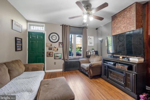 3317 Coral St, Philadelphia, PA 19134-3212