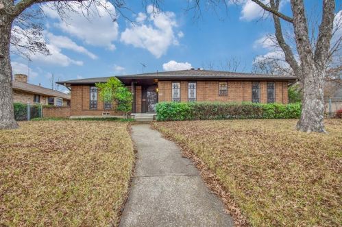 5126 Chalet Ln, Dallas, TX 75232-1930