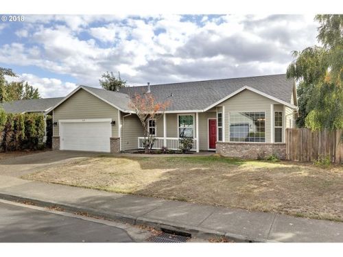 2114 Montgomery St, Beaverton, OR 97124-1999