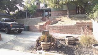 317 Tamarac Dr, Pasadena, CA 91105-2142