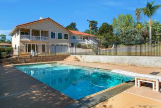 832 Ora Avo Dr, Vista, CA 92084-6540