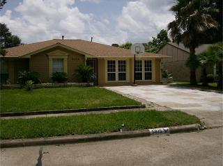 5815 Farwell Dr, Houston TX  77035-5411 exterior