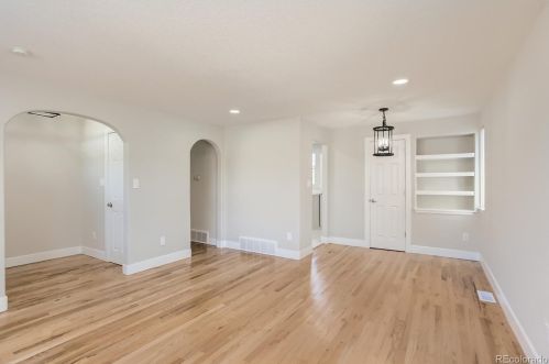 46 Xavier St, Denver CO  80219-1027 exterior