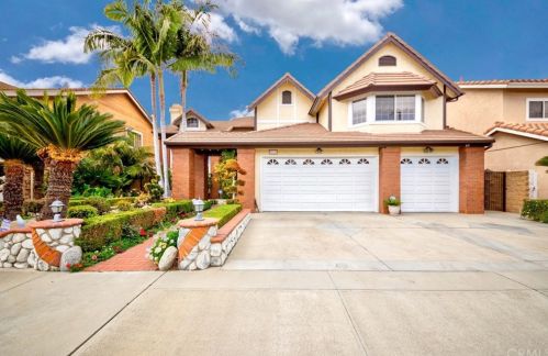 9039 Kristin Dr, Downey, CA 90240-2700