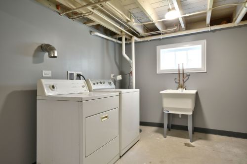 3426 East Ave, Forest View IL  60402-3745 exterior